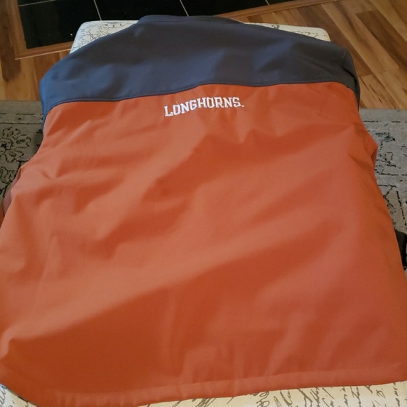 Jacket - Picture 2 of 4